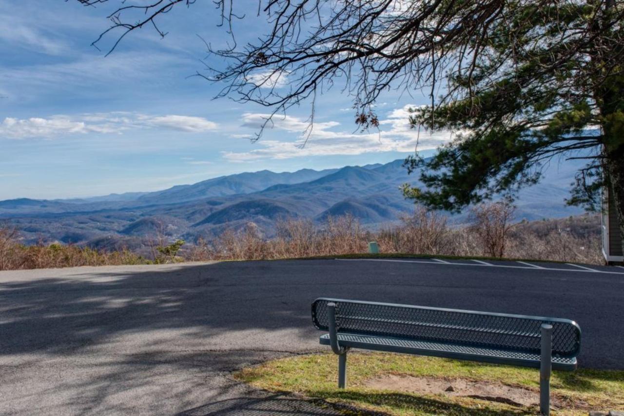 Smoky Mountains Studio With Balcony Gatlinburg Exterior foto