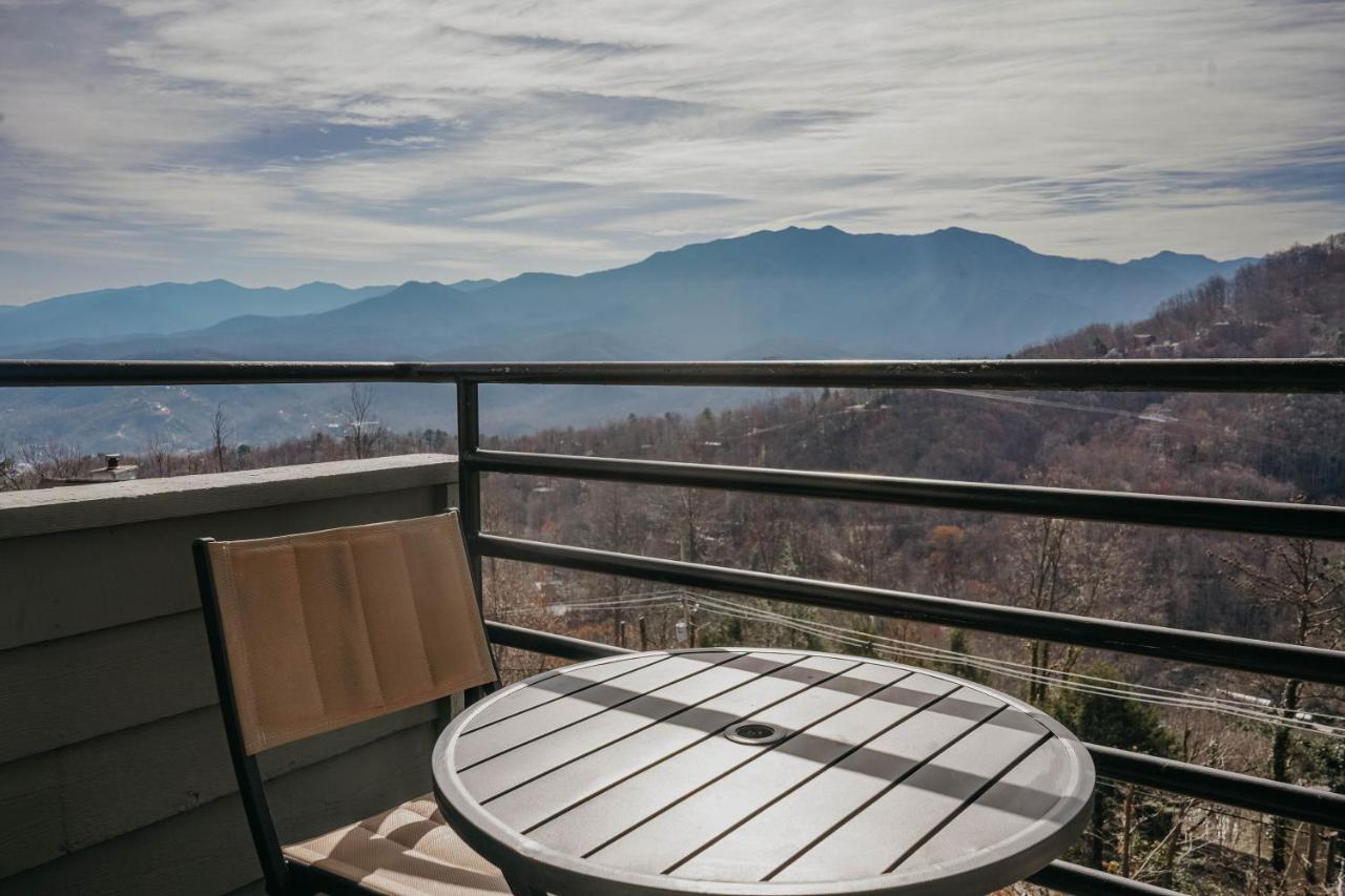 Smoky Mountains Studio With Balcony Gatlinburg Exterior foto